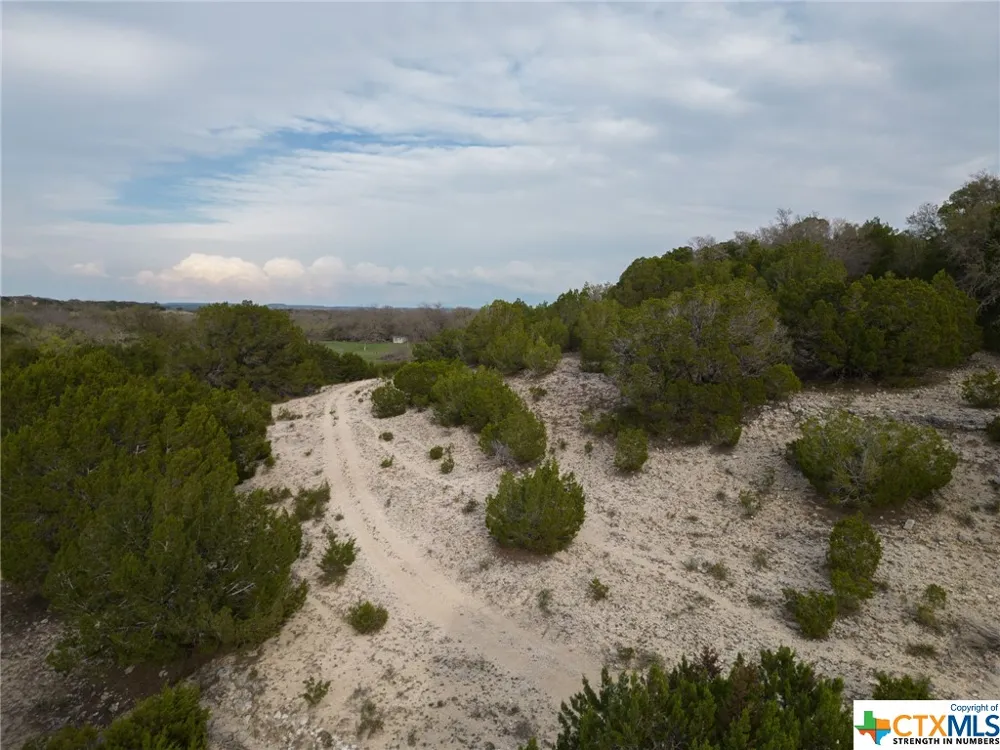 50 County Road 3100 Kempner, TX 76539