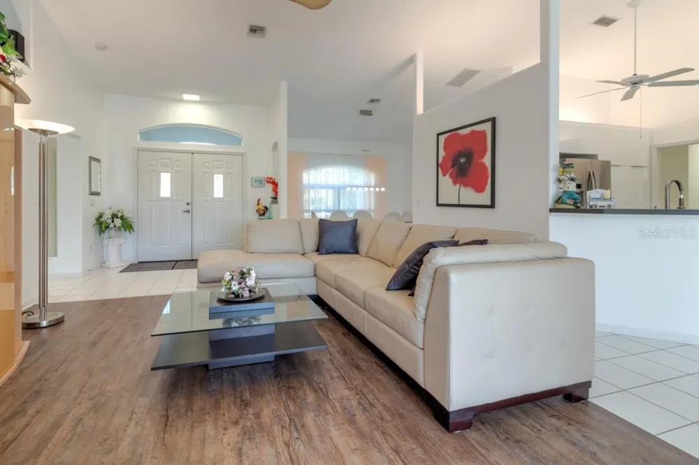 26 LONG MEADOW LANE Rotonda West, FL 33947