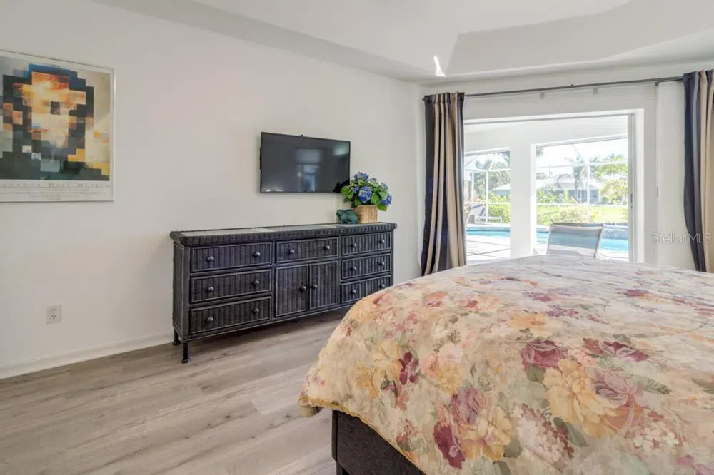 26 LONG MEADOW LANE Rotonda West, FL 33947