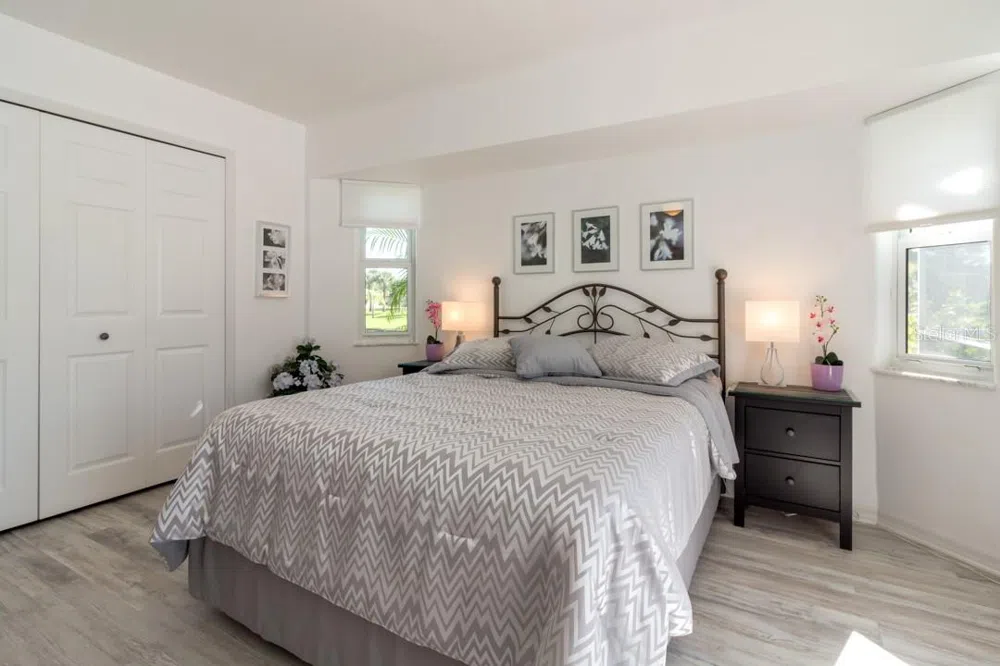 26 LONG MEADOW LANE Rotonda West, FL 33947