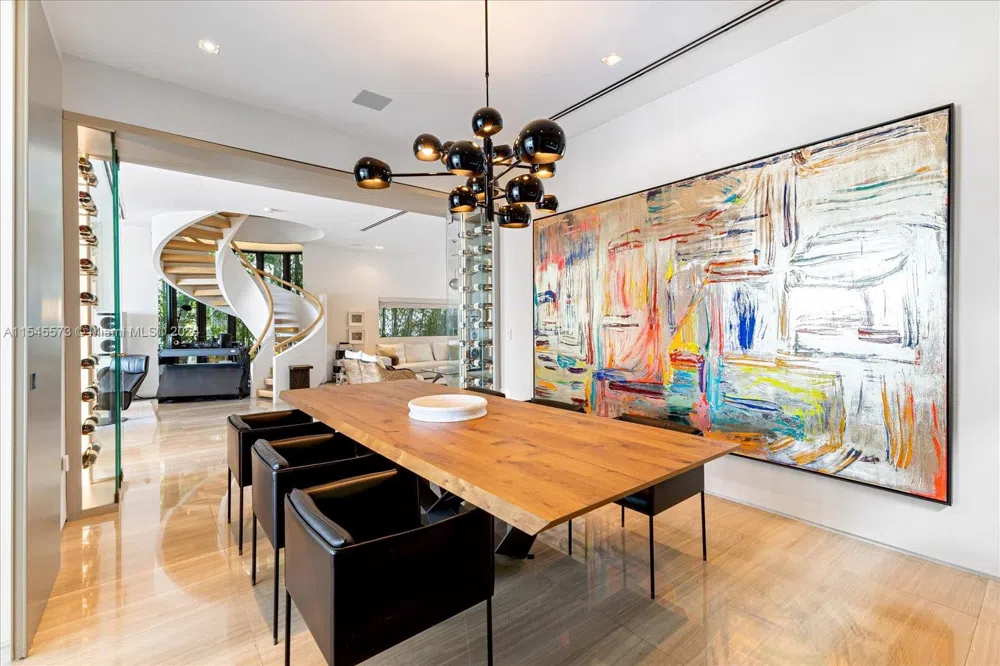 401 E Rivo Alto Dr Miami Beach, FL 33139