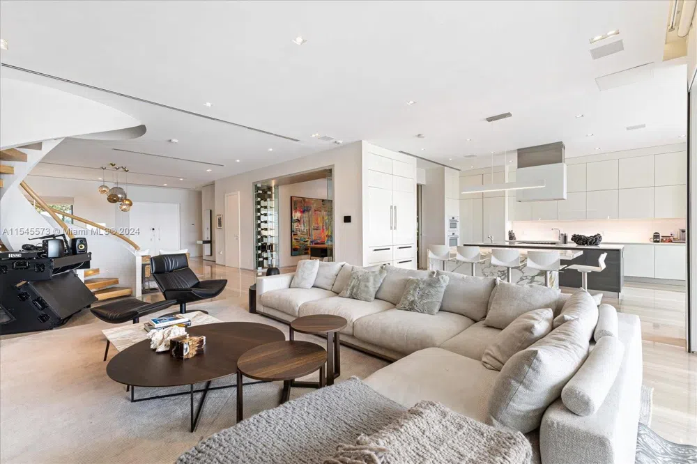 401 E Rivo Alto Dr Miami Beach, FL 33139