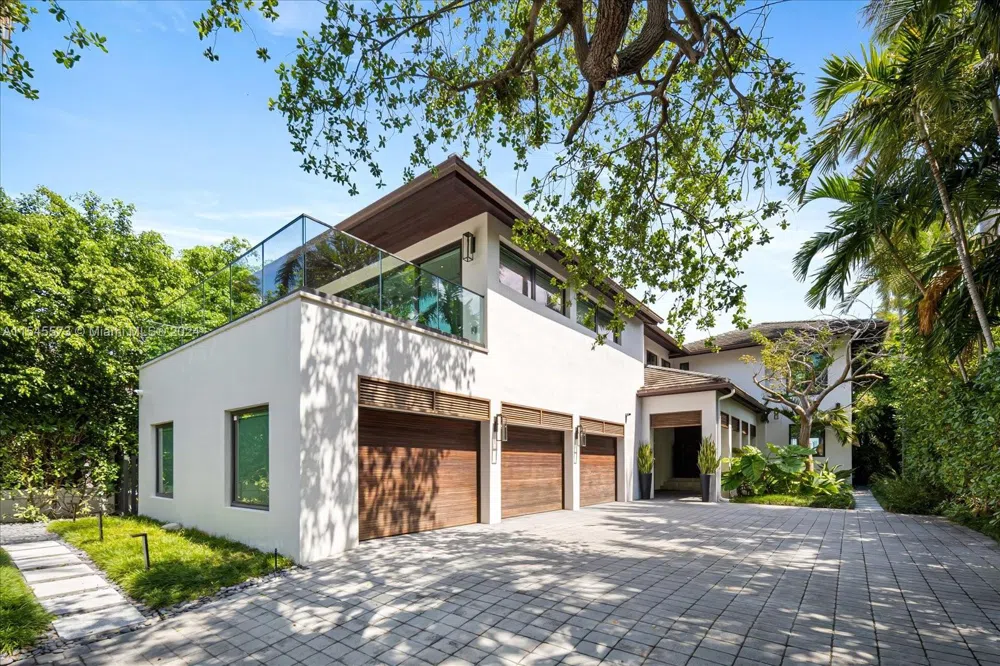 401 E Rivo Alto Dr Miami Beach, FL 33139