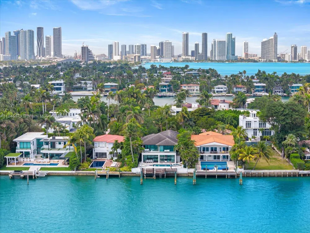 401 E Rivo Alto Dr Miami Beach, FL 33139