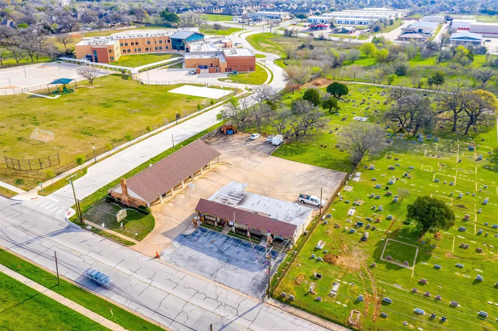 6716 Smithfield Road North Richland Hills, TX 76182