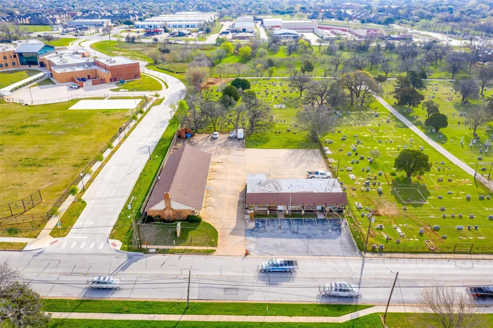 6716 Smithfield Road North Richland Hills, TX 76182
