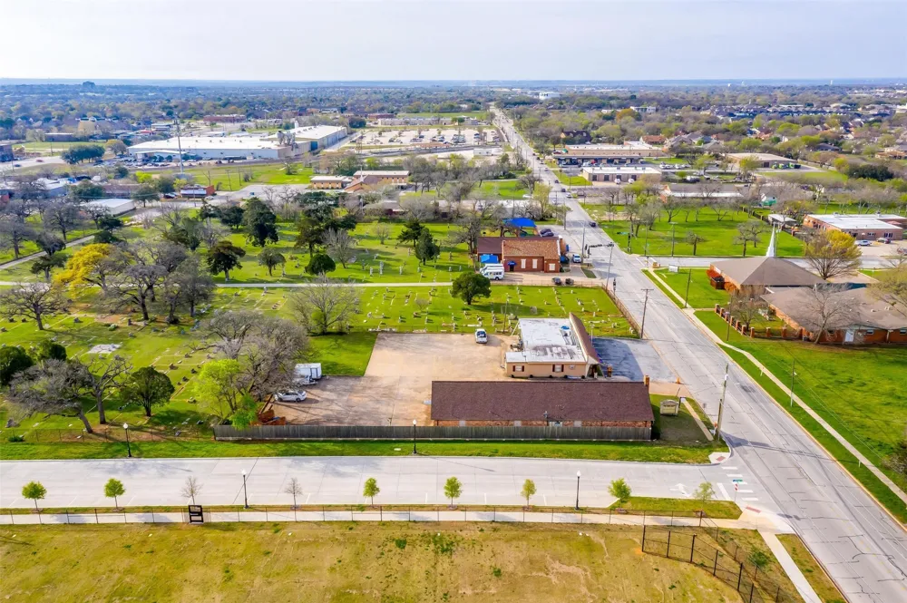 6716 Smithfield Road North Richland Hills, TX 76182
