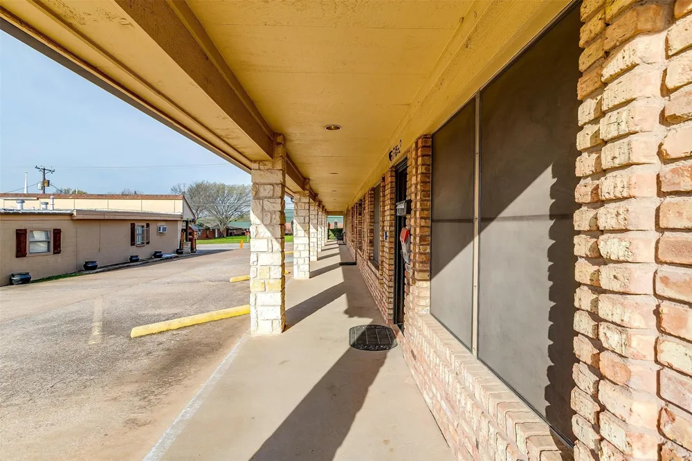 6716 Smithfield Road North Richland Hills, TX 76182