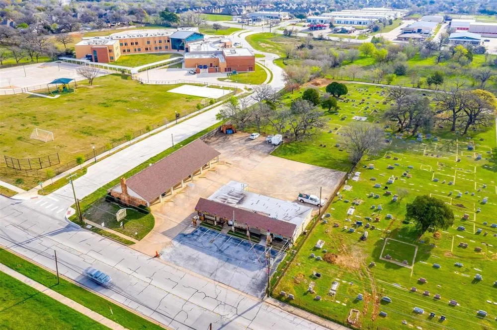 6716 Smithfield Road North Richland Hills, TX 76182