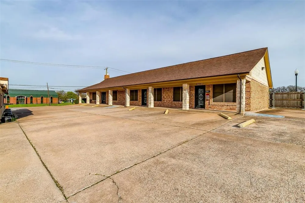 6716 Smithfield Road North Richland Hills, TX 76182