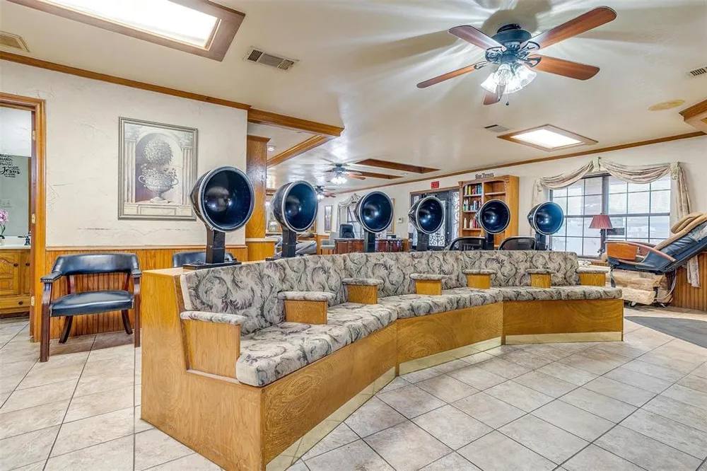 6716 Smithfield Road North Richland Hills, TX 76182