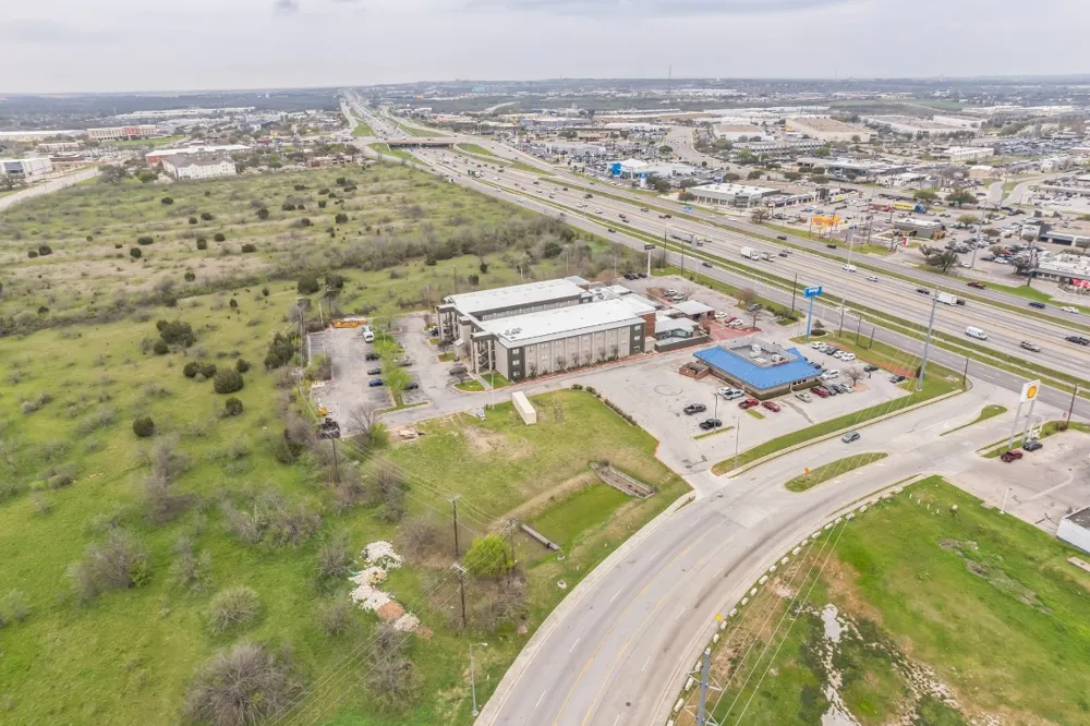 350 Chisholm Parkway Round Rock, TX 78681