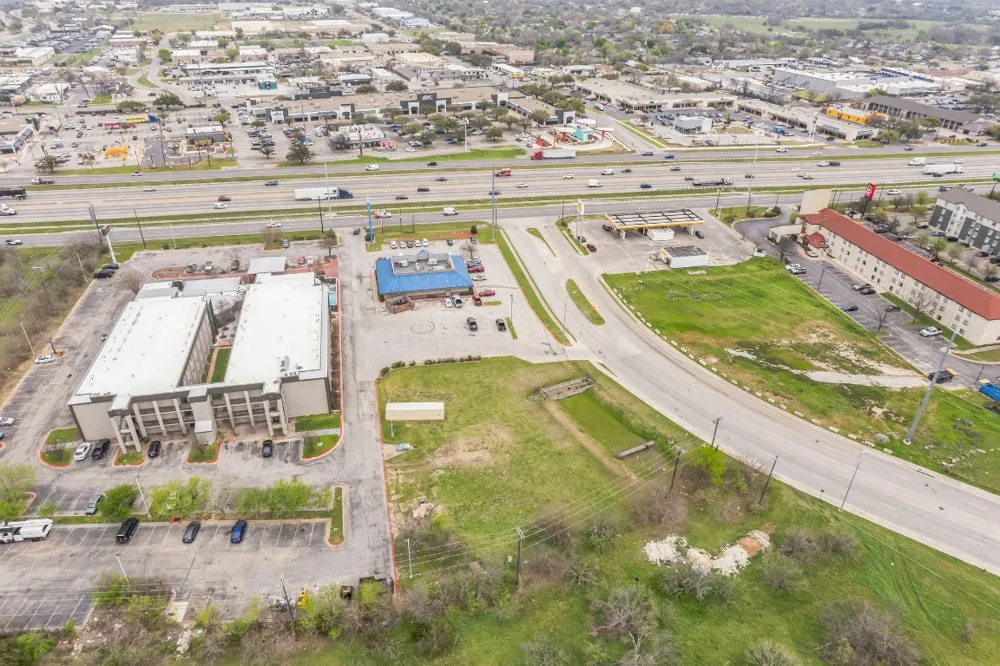 350 Chisholm Parkway Round Rock, TX 78681