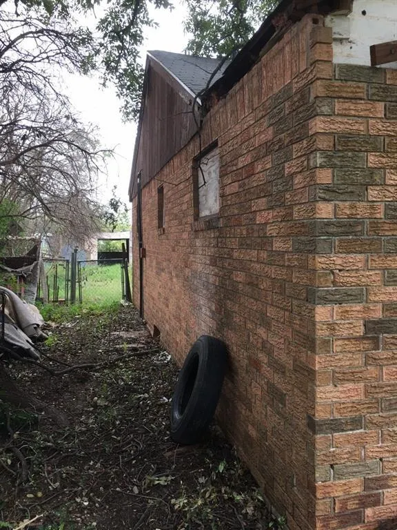 705 W 6th Street Coleman, TX 76834