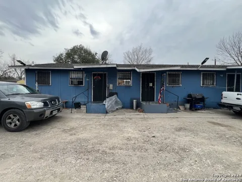 710 E Southcross Blvd