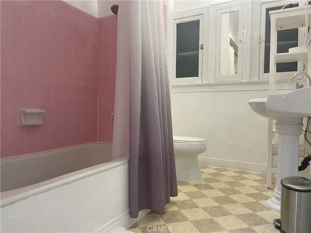 428 S Ditmar Street Oceanside, CA 92054