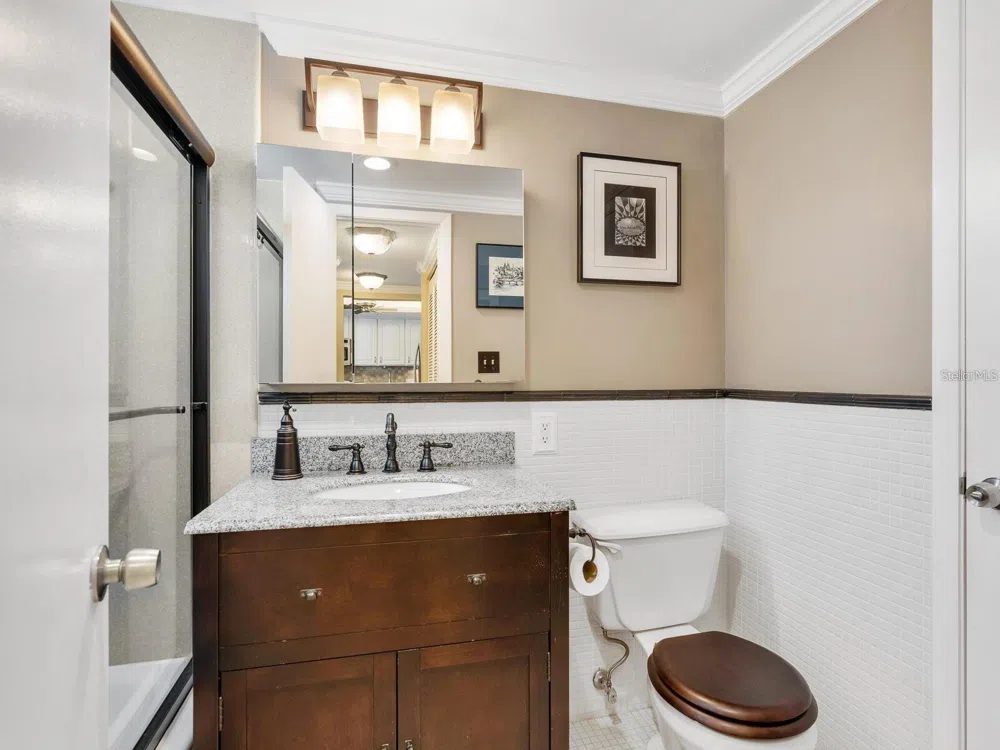 600 SUTTON PLACE #201 Longboat Key, FL 34228