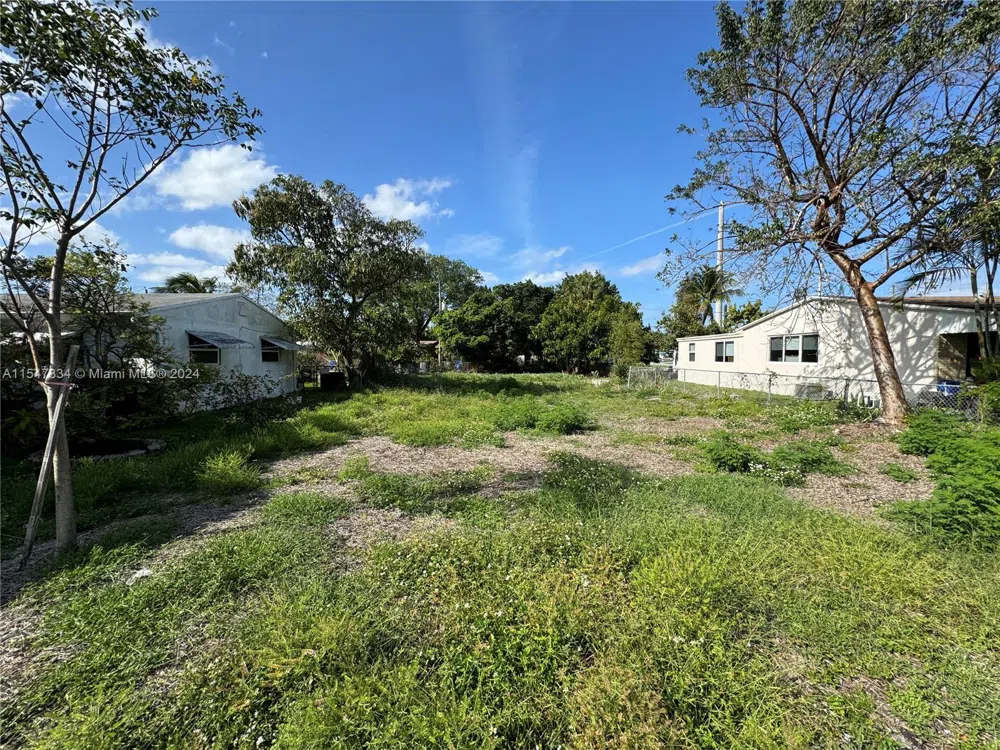 2205 Coolidge St Hollywood, FL 33020