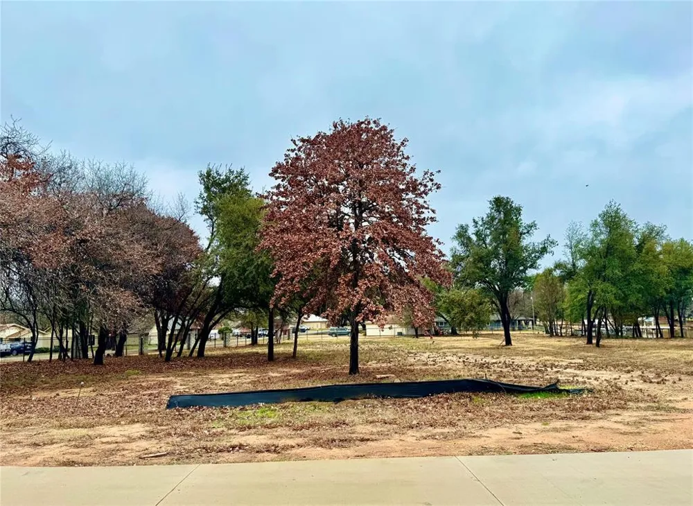 549 Tradition Way Granbury, TX 76049