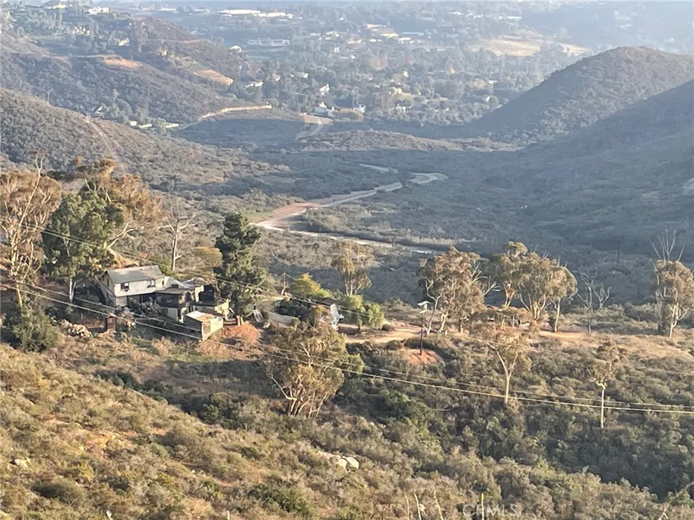 600 Hardell Lane Vista, CA 92084