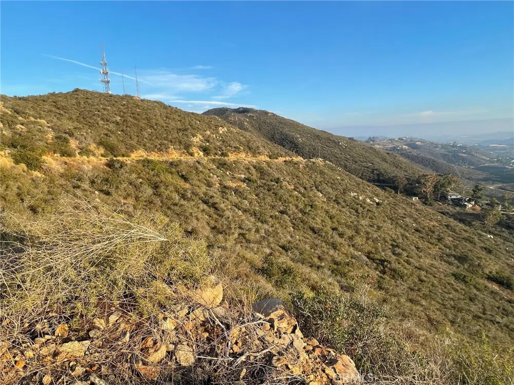 600 Hardell Lane Vista, CA 92084