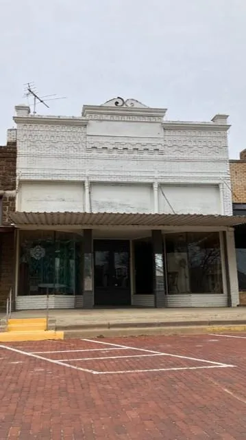 114 W Collin Street Leonard, TX 75452