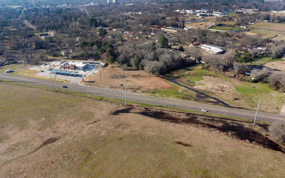 700 Greer Boulevard Pittsburg, TX 75686