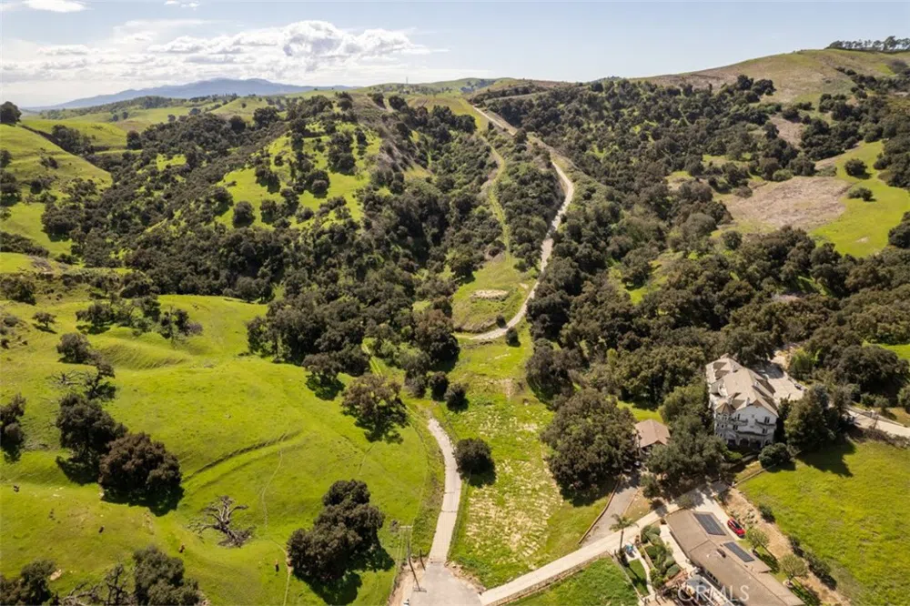 1 OLD CARBON CANYON Cut Chino Hills, CA 91709
