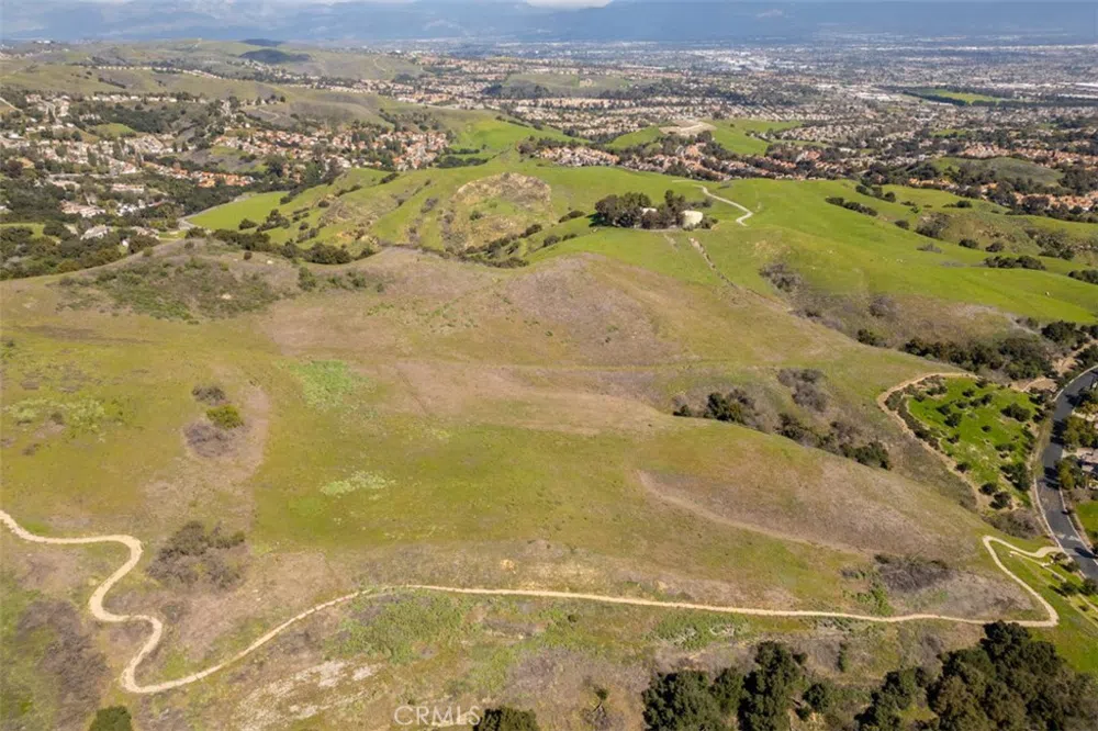 1 OLD CARBON CANYON Cut Chino Hills, CA 91709