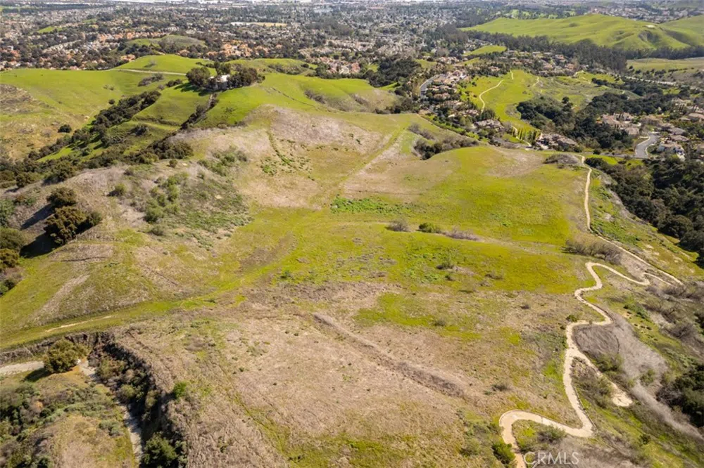 1 OLD CARBON CANYON Cut Chino Hills, CA 91709