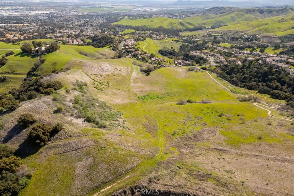 1 OLD CARBON CANYON Cut Chino Hills, CA 91709