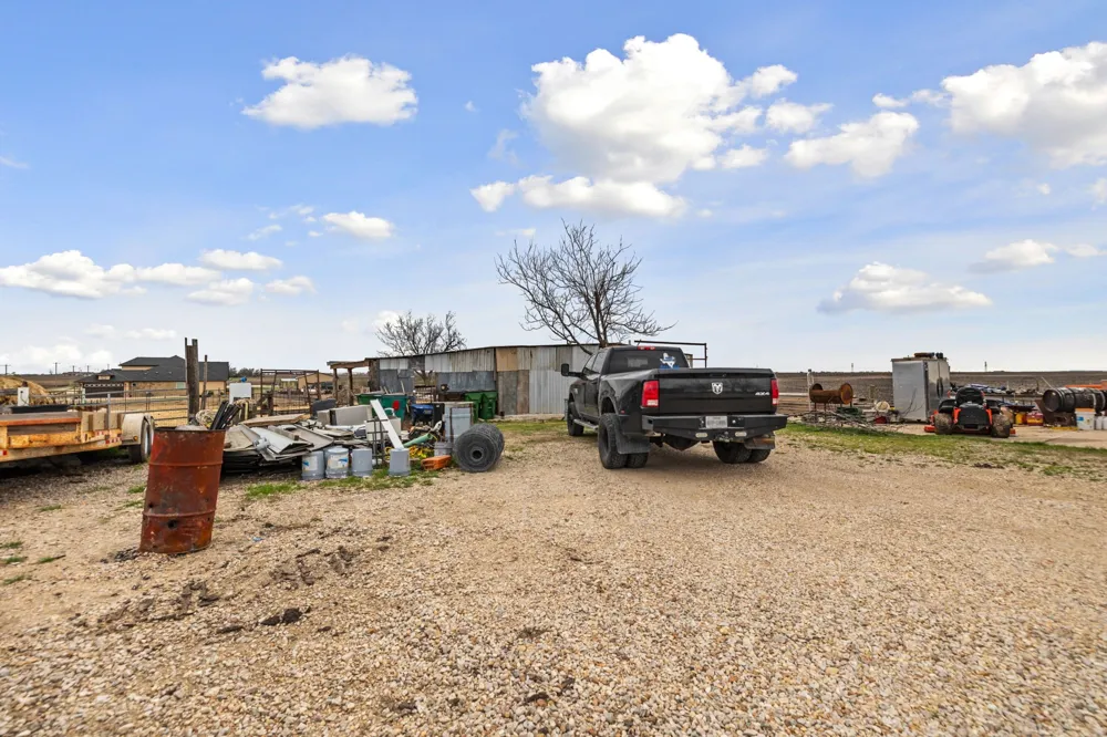 1151 County Road 394 Hutto, TX 78634