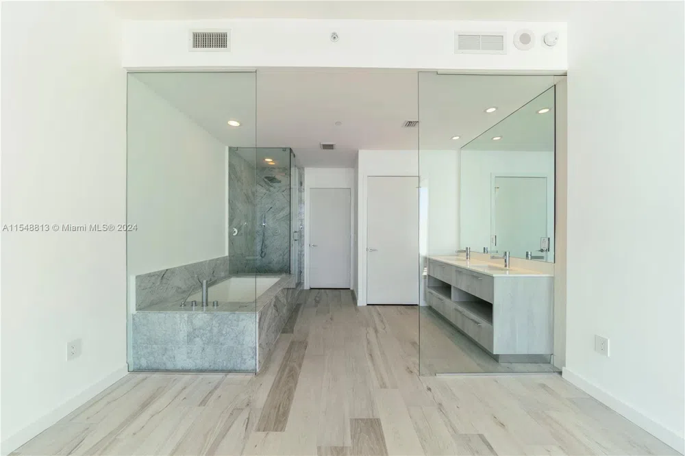 480 NE 31st St #2202 Miami, FL 33137