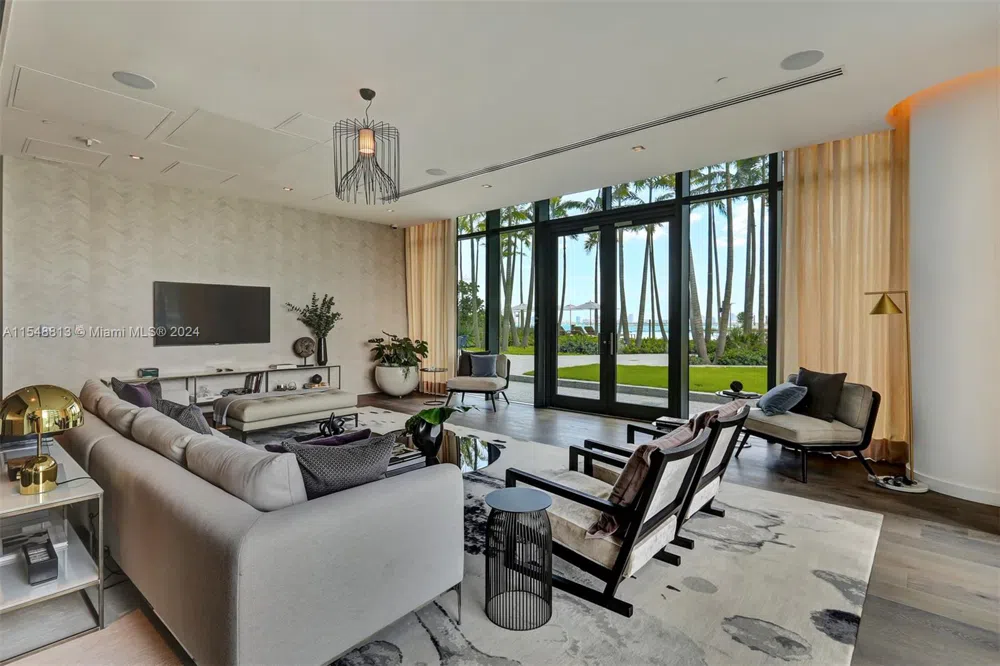 480 NE 31st St #2202 Miami, FL 33137