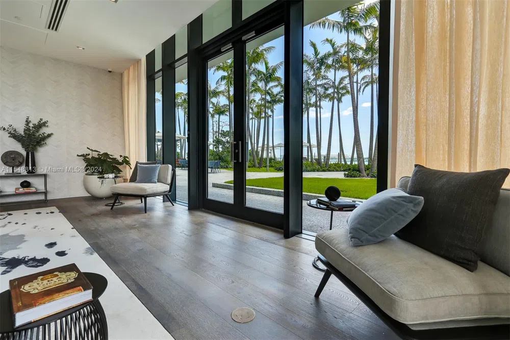 480 NE 31st St #2202 Miami, FL 33137