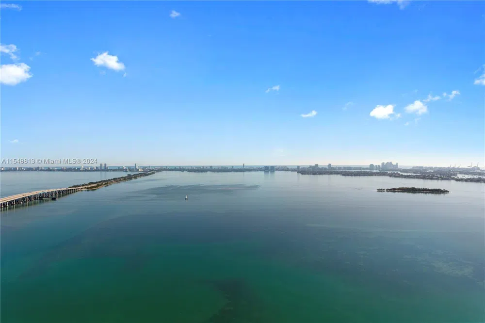 480 NE 31st St #2202 Miami, FL 33137