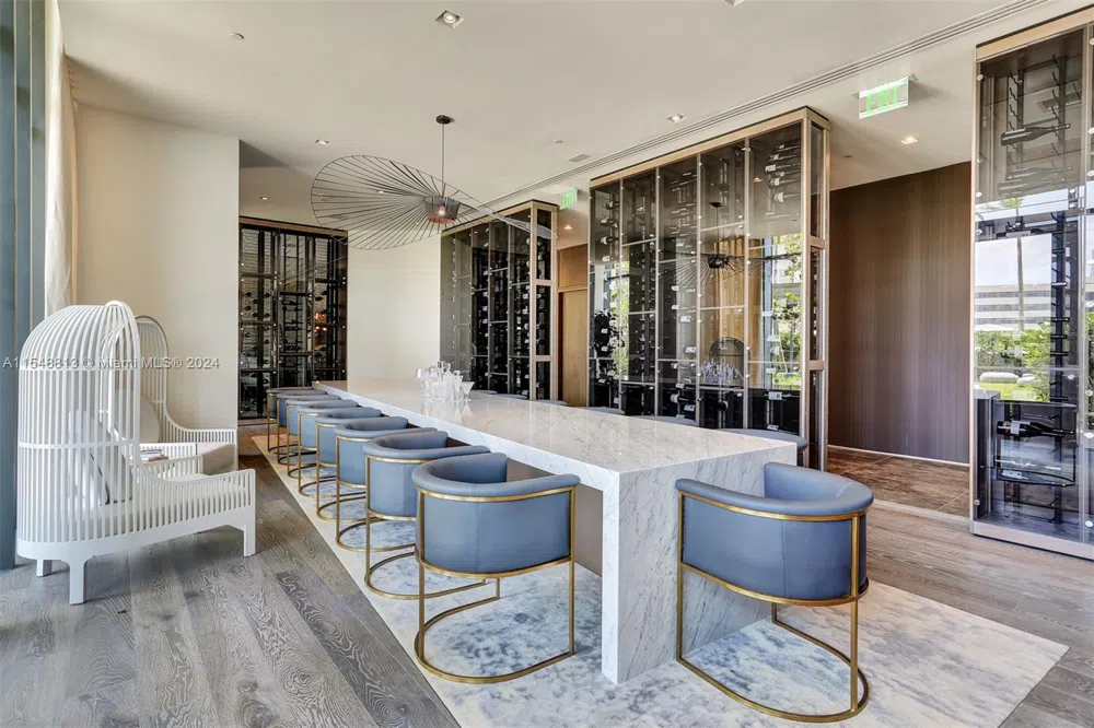 480 NE 31st St #2202 Miami, FL 33137