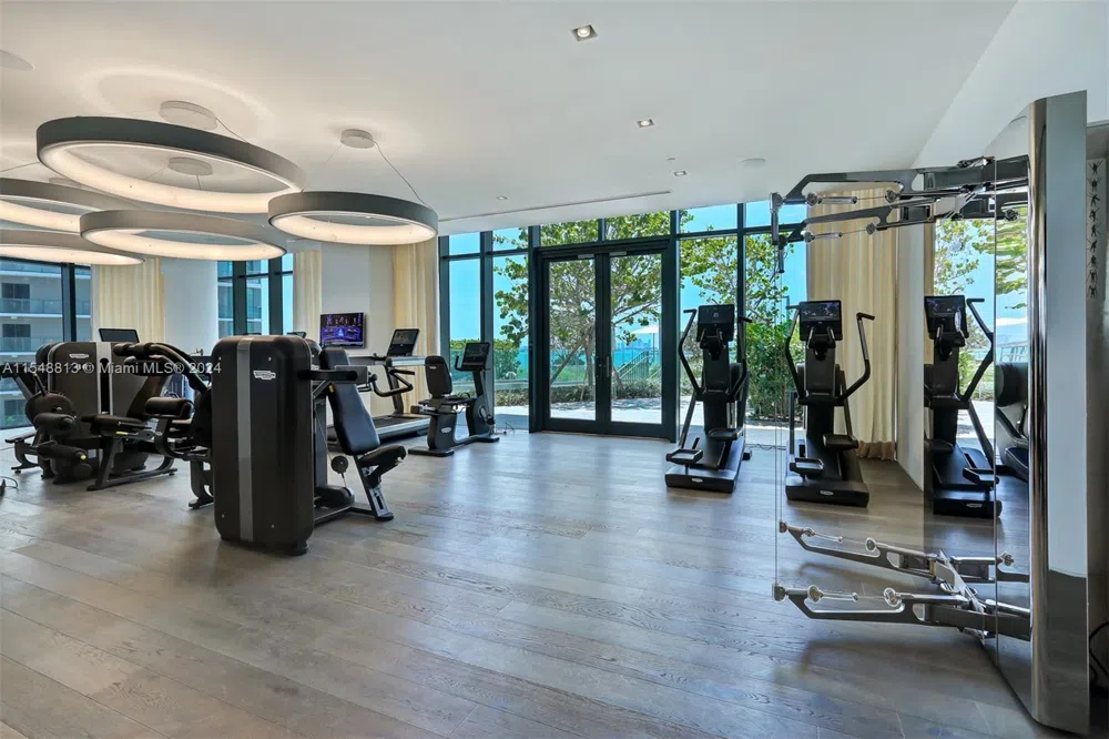 480 NE 31st St #2202 Miami, FL 33137