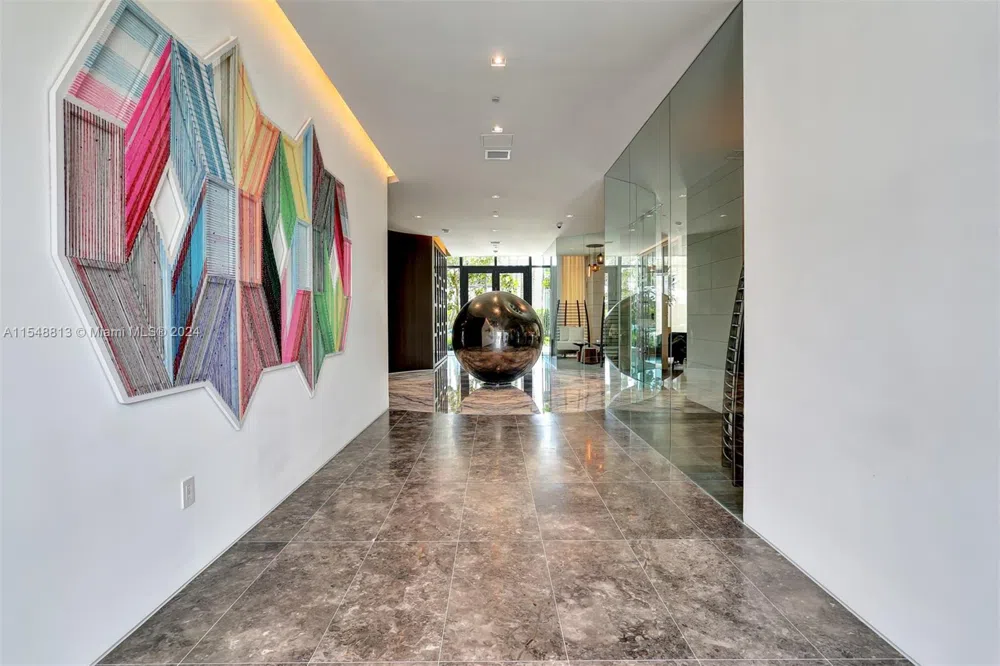 480 NE 31st St #2202 Miami, FL 33137