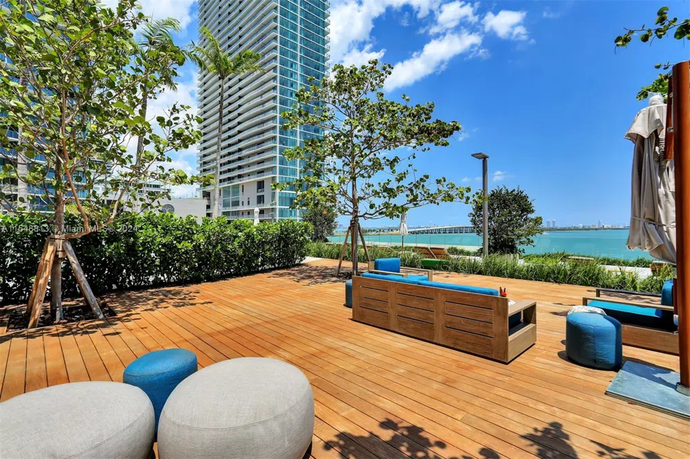 480 NE 31st St #2202 Miami, FL 33137