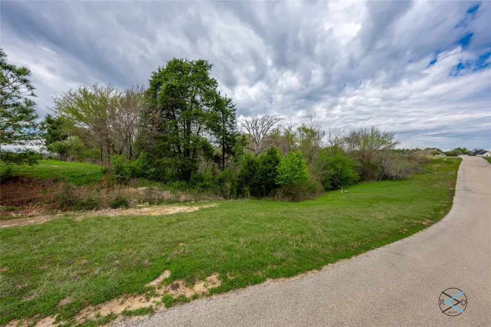 Lago Vista Drive Athens, TX 75751