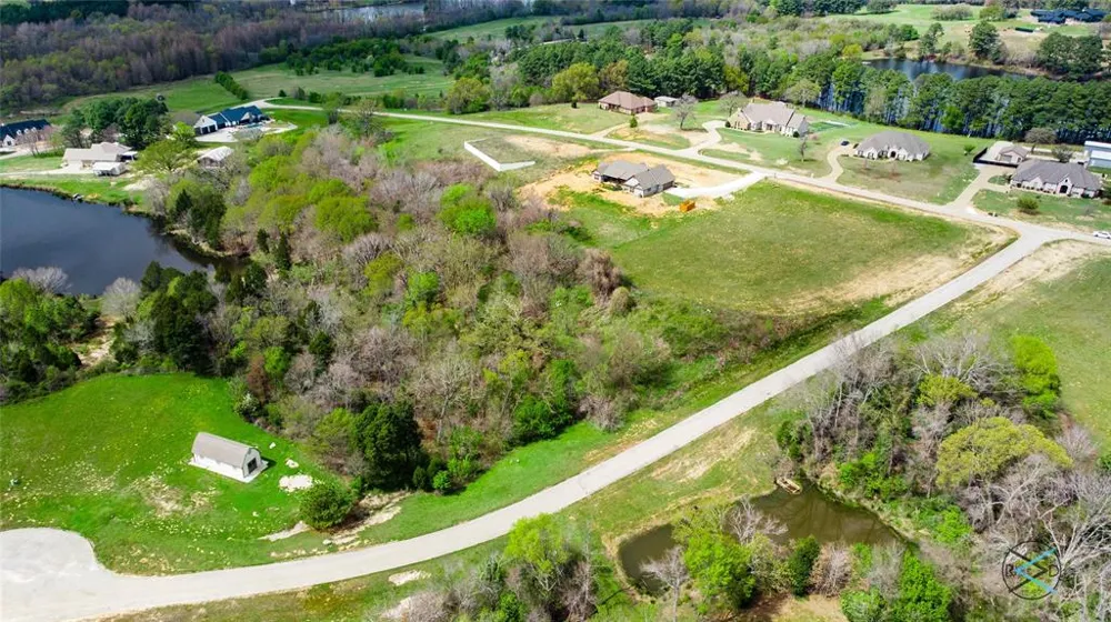 Lago Vista Drive Athens, TX 75751