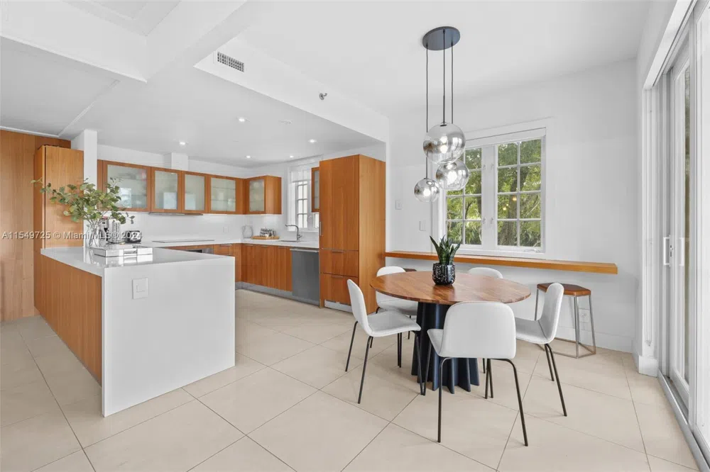 19127 Fisher Island Dr #19127 Miami Beach, FL 33109