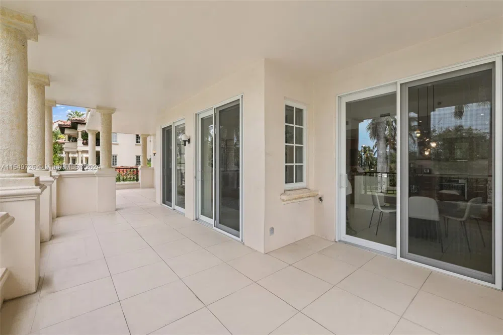 19127 Fisher Island Dr #19127 Miami Beach, FL 33109