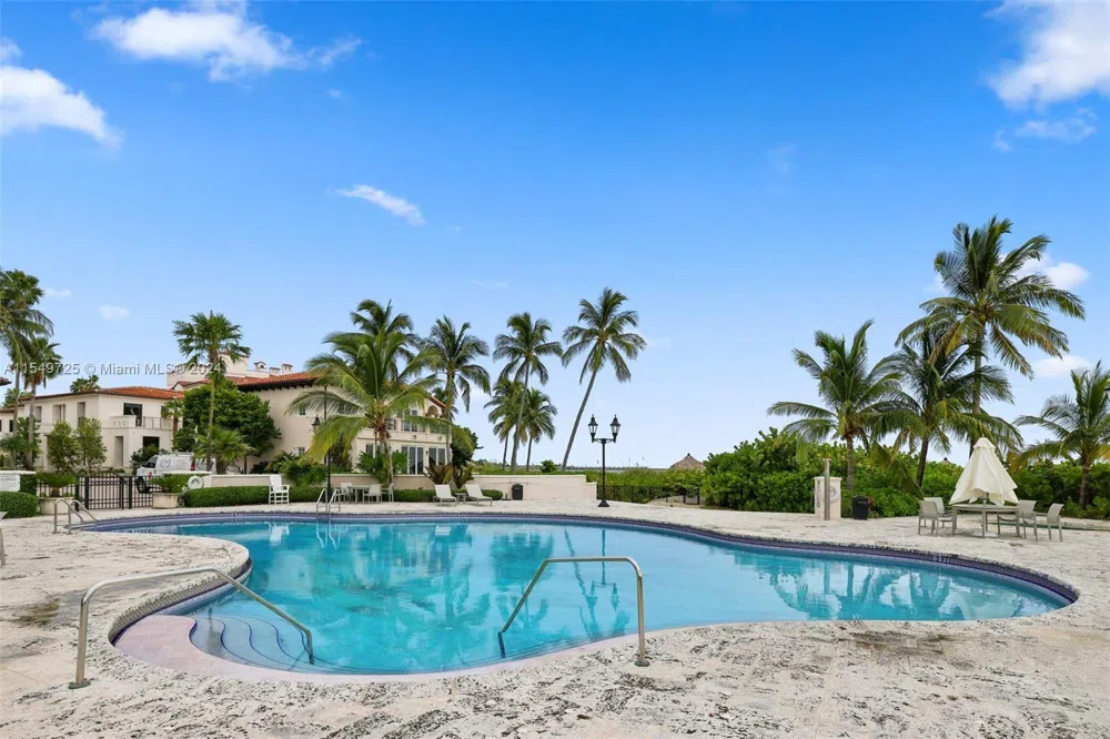 19127 Fisher Island Dr #19127 Miami Beach, FL 33109