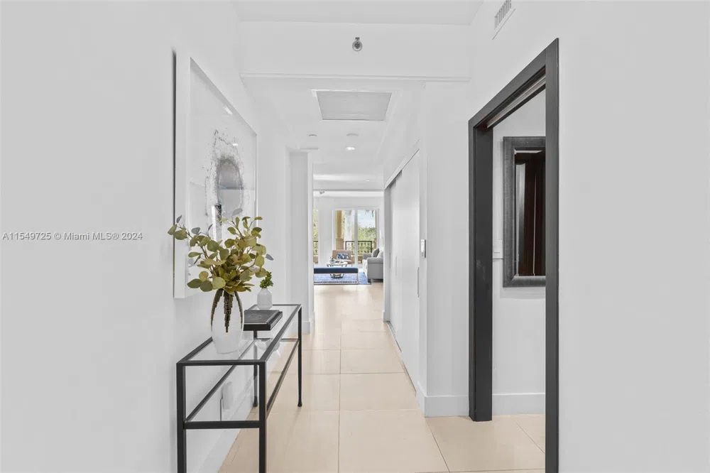 19127 Fisher Island Dr #19127 Miami Beach, FL 33109