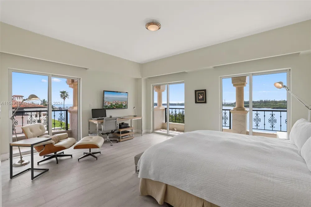 2442 Fisher Island Dr #5402 Miami Beach, FL 33109