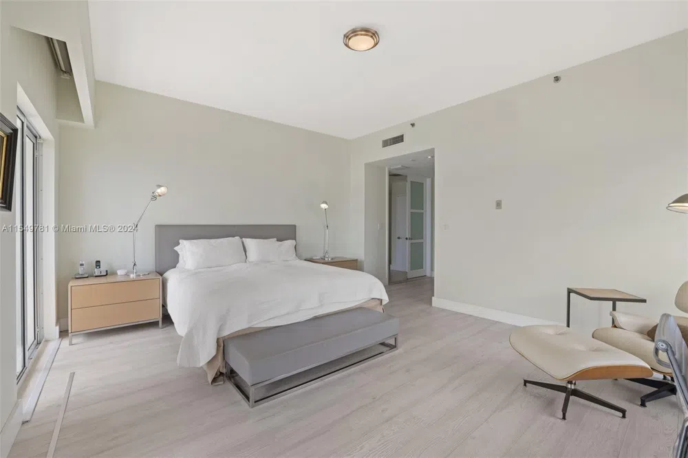 2442 Fisher Island Dr #5402 Miami Beach, FL 33109