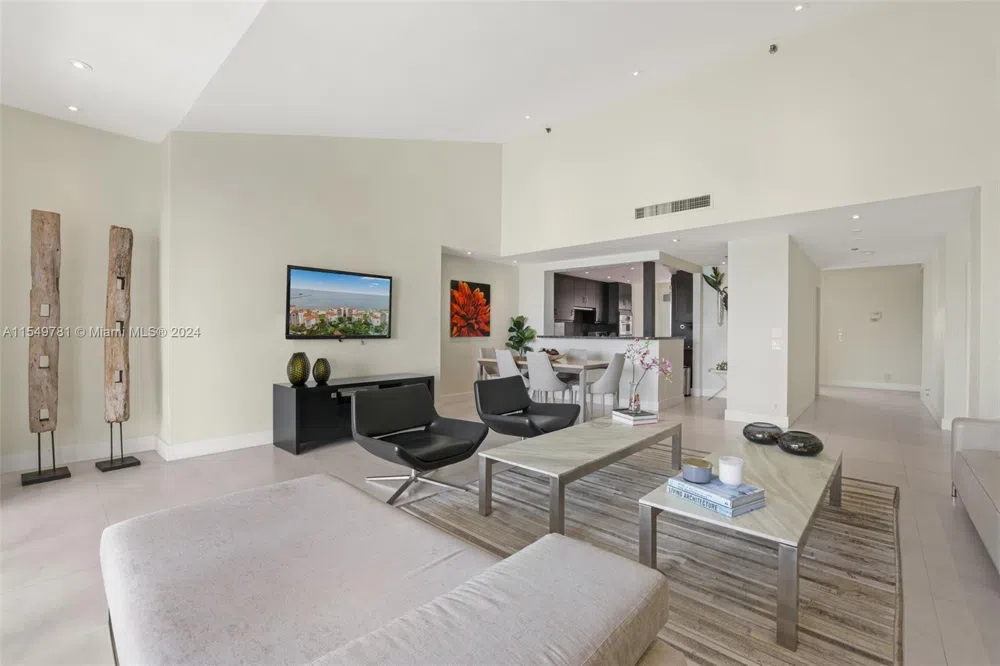 2442 Fisher Island Dr #5402 Miami Beach, FL 33109
