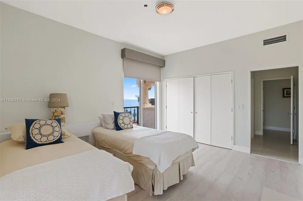 2442 Fisher Island Dr #5402 Miami Beach, FL 33109